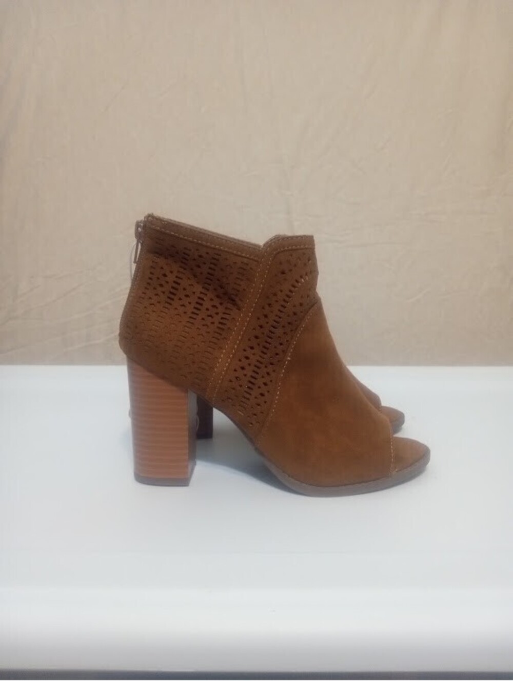 Serena Brown Peep-Toe Ankle Booties Stylish Perfect for fall or spring wear NWOT